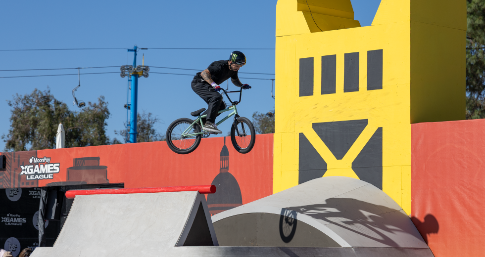 Justin Dowell, an undrafted free agent who ended up winning the event, rides across the ramp depicting the Tower Bridge during the Men’s BMX Park finals Friday, June 26. (Photos by Steve Martarano)