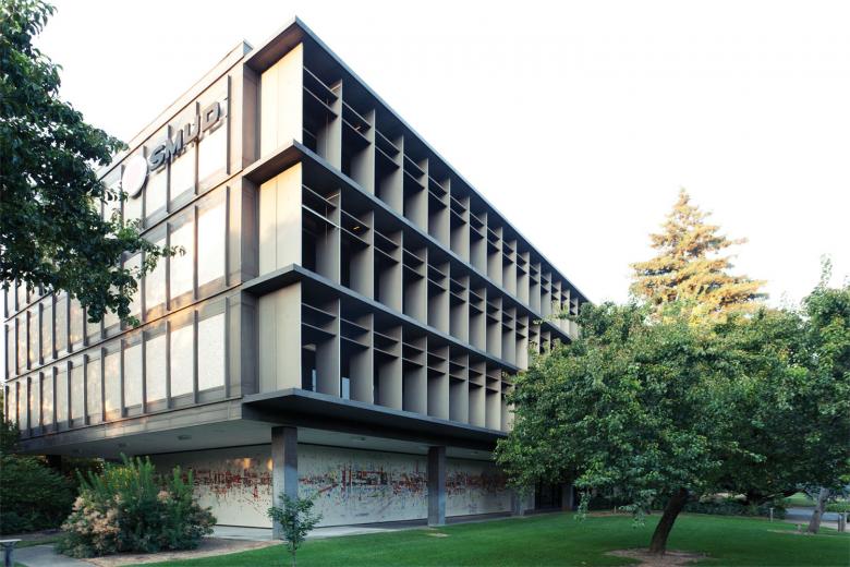 Original plans called for a travertine-clad façade on the base, but a piece of public art was commissioned instead after it was determined that the art would cost less to install than the travertine. World-renowned local artist Wayne Thiebaud created an abstract tile mural known as Water City. In 2010, the SMUD building was named in the U.S. National Register of Historic Places. Original plans called for a travertine-clad façade on the base, but a piece of public art was commissioned instead after it was determined that the art would cost less to install than the travertine. World-renowned local artist Wayne Thiebaud created an abstract tile mural known as Water City. In 2010, the SMUD building was named in the U.S. National Register of Historic Places.