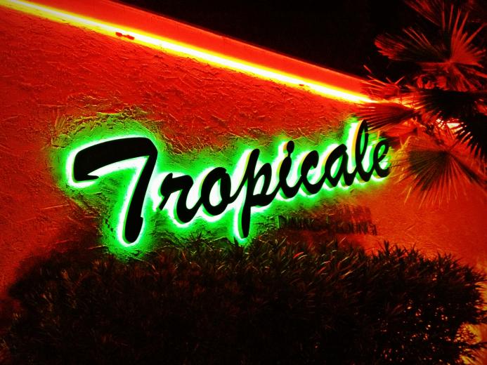 Palm Springs restaurant hot spot "Tropicale" with retro interior, popular patio dining and an eclectic menu Palm Springs restaurant hot spot "Tropicale" with retro interior, popular patio dining and an eclectic menu