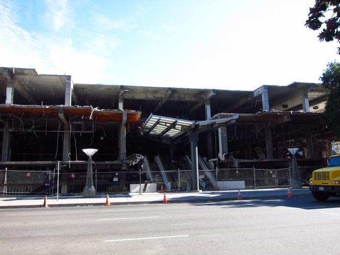 Major demolition work has started at Downtown Plaza on L Street between 5th & 6th.
8.13.14 Major demolition work has started at Downtown Plaza on L Street between 5th & 6th.
8.13.14