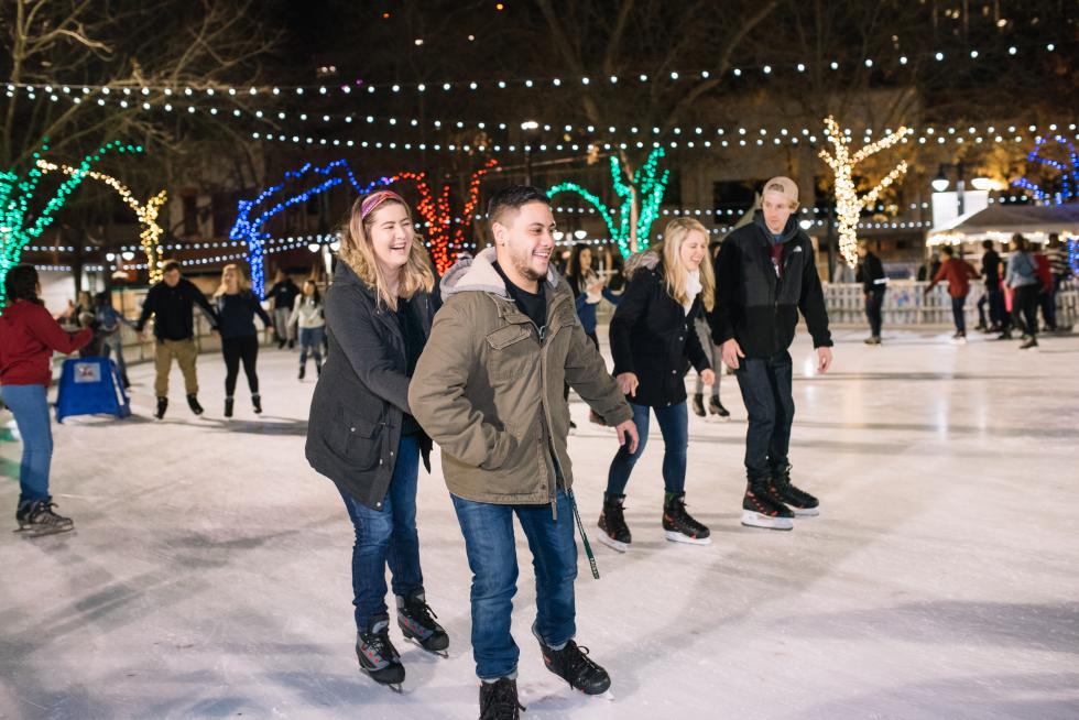 Downtown Sacramento Ice Rink | Comstock's magazine