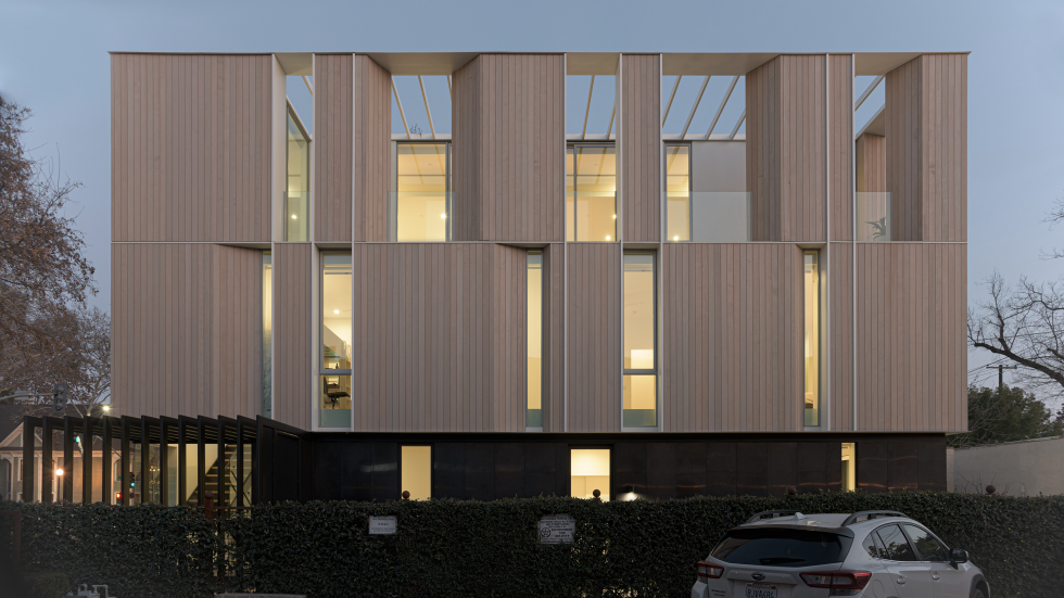 Designed by Johnsen Schmaling Architects, the project responds to a complex site condition wedged between Boulevard Park’s historic residential fabric and the denser, more utilitarian structures that define the surrounding blocks. (Photo by John J. Macaulay)