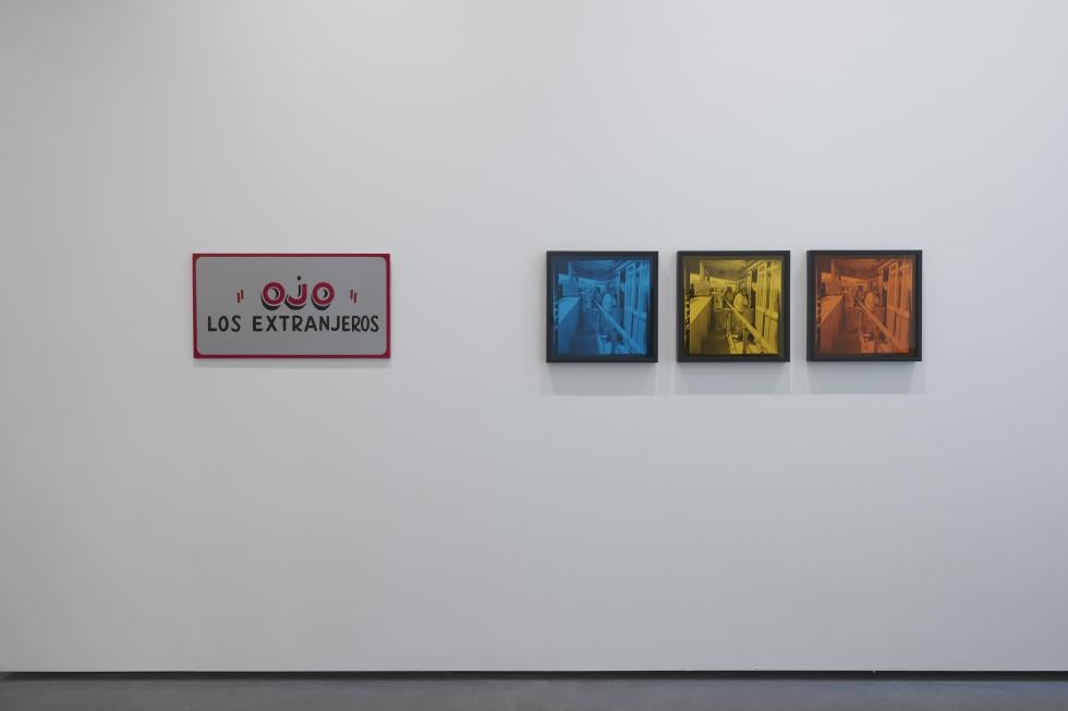 Installation view, Julio César Morales’ OJO: Los Extranjeros, 2025 (left) and OJO: Los Extranjeros (El Paso 1938), 2025. Courtesy of the artist and Gallery Wendi Norris, San Francisco. Photo courtesy of the Manetti Shrem Museum © Muzi Li Rowe.